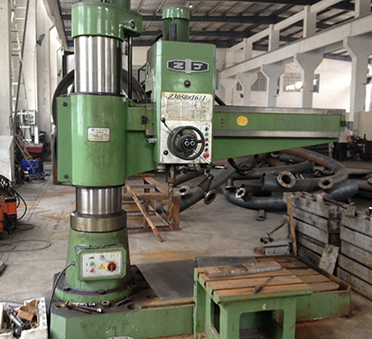 鉆床.jpg 鉆床.jpg